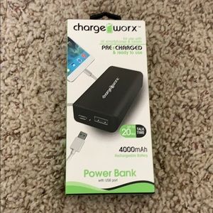 Charge Worx Power Bank with USB port